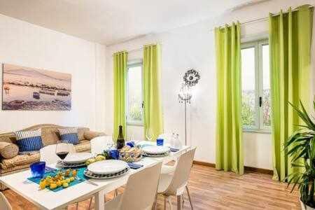 Gocce Villas - Joes Flat 1 Modern Σορέντο Εξωτερικό φωτογραφία